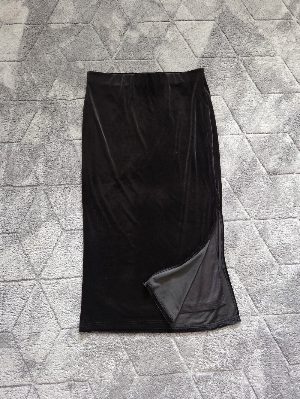 Rachel Zoe Black Velvet Maxi Skirt with Elastic Waist Whimsigoth Boho Size Lg.